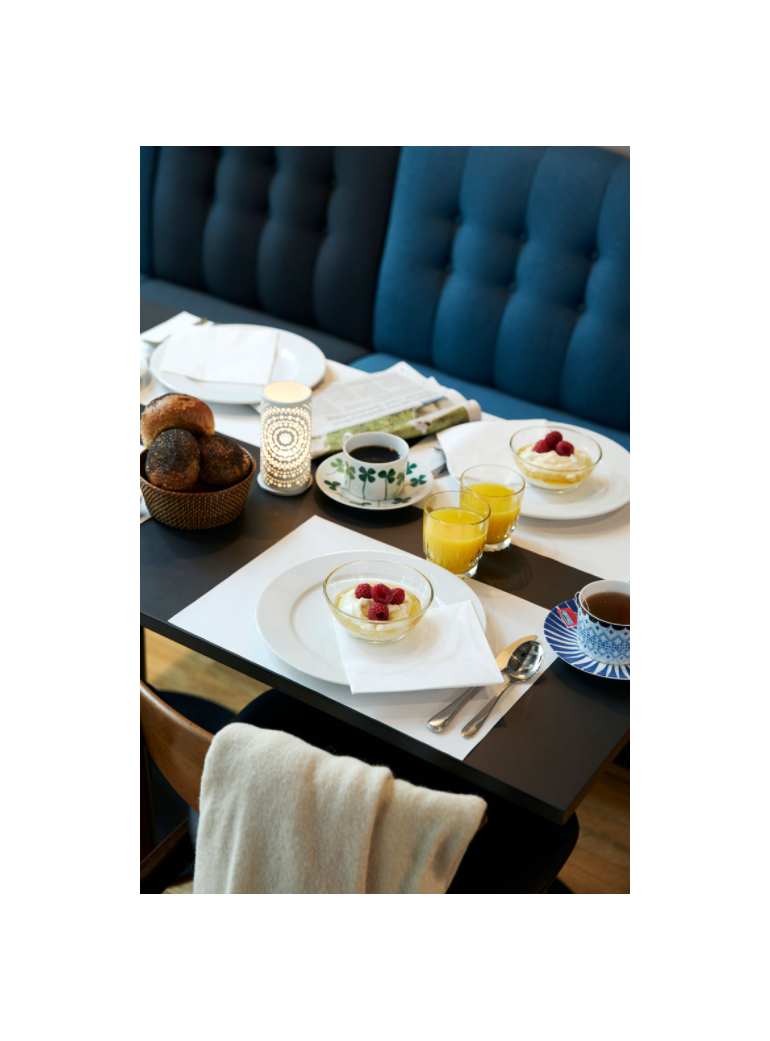 Servetėlės 24 cm 3 sl. baltos (250)